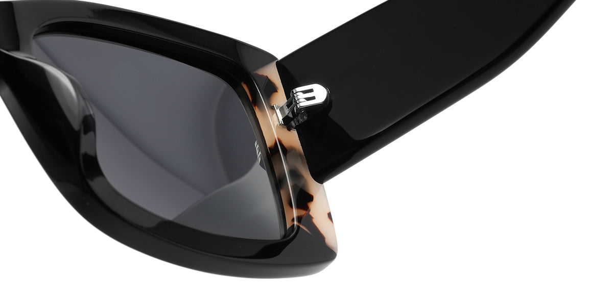 Pattern Black + Dark Gray Polarized Lenses (SG5978-1)