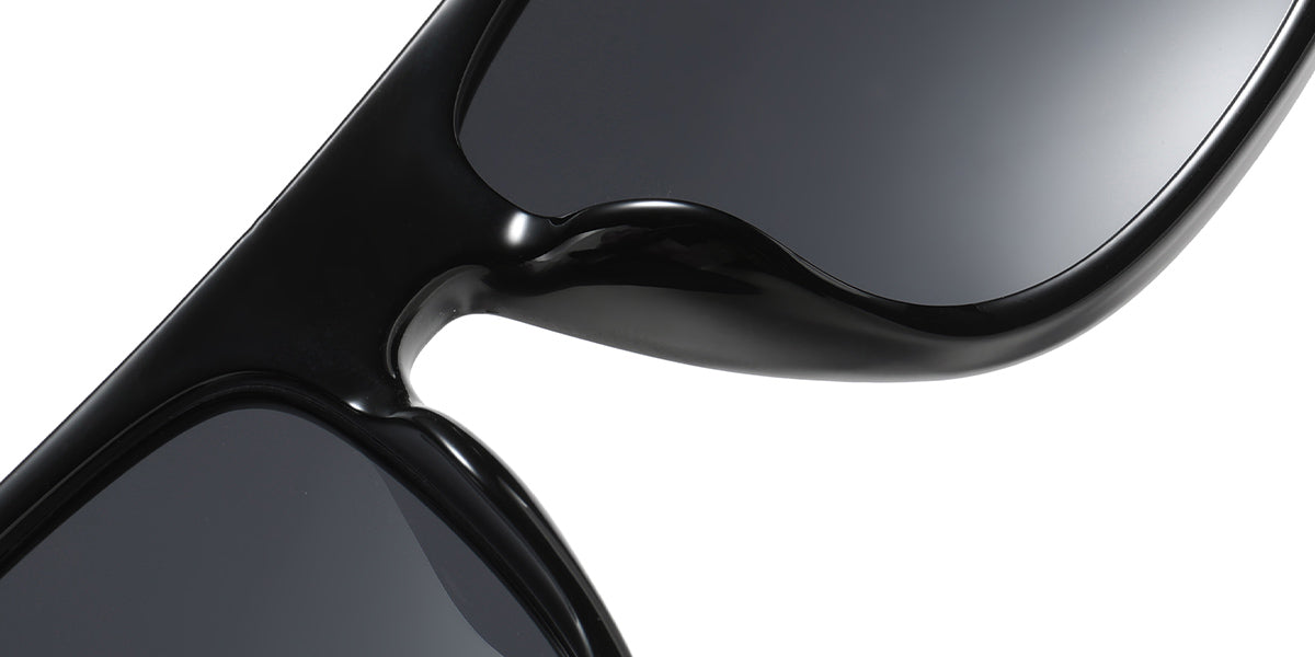 Black + Dark Gray Polarized Lenses (SG4749-1)